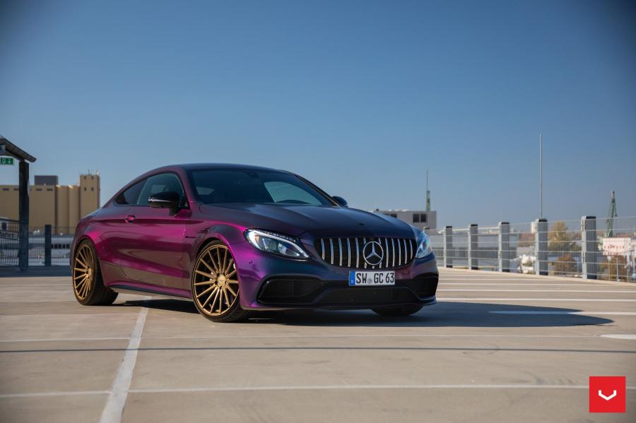  Mercedes-AMG C63 S on Vossen Wheels (VFS-2) 2018 года  (фото 1 из 65)